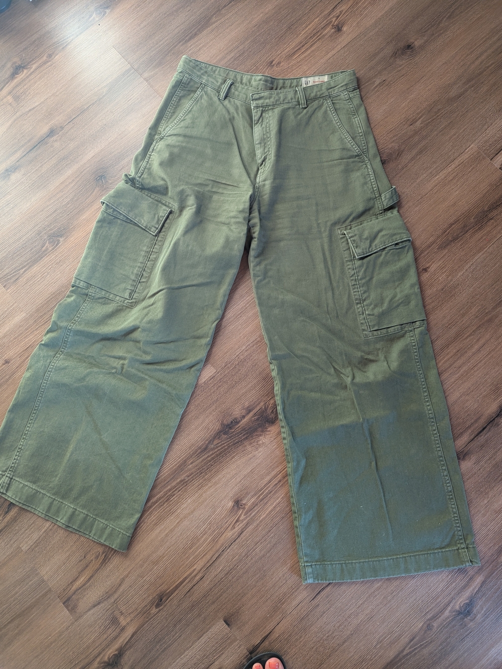 GAP Olive Green Cargo Pants with Utility Pockets